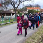 Cestou necestou, lesem nelesem, loukou neloukou