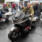 VIDEO: Prezident Petr Pavel zahájil výstavu motocyklů, přijel na svém