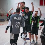 Písečtí florbalisté v pátém duelu přemohli Slavii a postupují dál