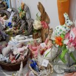 Moravské Velikonoce v Galerii 140 ukazují tradiční i neobvyklé kraslice a moravské kroje