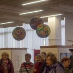 Díla výstavy Od patchworku k textilním obrazům nesou i emotivní příběhy