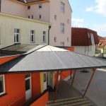 Na jarmarku školy v Bernarticích se otevřela školní kavárna a rodiče si mohli zacvičit