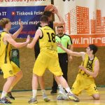 VIDEO: Junioři píseckých Sršňů vstoupili do čtvrtfinále vítězně