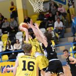 VIDEO: Junioři píseckých Sršňů vstoupili do čtvrtfinále vítězně