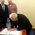 Hradečtí radní ocenili Bořivoje Kasala za dlouholetý přínos pro město. Bývalý majitel pily v pátek oslaví 95. narozeniny