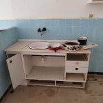 Z bývalého areálu školy v přírodě měl vzniknout domov pro seniory. Místo toho objekt u Volyně chátrá