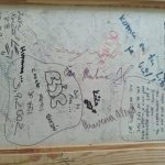 Z bývalého areálu školy v přírodě měl vzniknout domov pro seniory. Místo toho objekt u Volyně chátrá