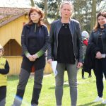 V Branicích slavnostně zahájili projekt Přírodní zahrady u školky. Rodiče s dětmi vysadili první stromy
