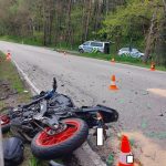 Mladý motorkář nepřežil srážku s traktorem u obce Žár