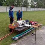 Hradečtí profesionální hasiči uspořádali okresní soutěž v požárním útoku
