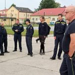 Hradečtí profesionální hasiči uspořádali okresní soutěž v požárním útoku