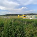 U Písku havarovala paraglidingová motorová tříkolka. Pilot se zřítil z výšky zhruba tří metrů