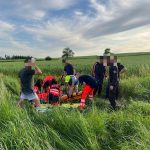 U Písku havarovala paraglidingová motorová tříkolka. Pilot se zřítil z výšky zhruba tří metrů