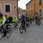 Charitativní cyklojízda Na kole dětem měla zastávku v Dačicích
