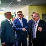 Do nemocnice ve Strakonicích přijeli ministři Válek a Stanjura