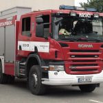 Vzduchem létaly třísky i startér z motoru. Hasiči v Čimelicích stylově oslavili výročí
