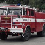 Vzduchem létaly třísky i startér z motoru. Hasiči v Čimelicích stylově oslavili výročí