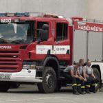 Vzduchem létaly třísky i startér z motoru. Hasiči v Čimelicích stylově oslavili výročí