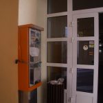 Taky vám automat v nemocnici spolkl peníze a ještě vás prohnal?