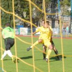 V derby Veselí – Dražice padalo karet jak při karbanu