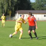 V derby Veselí – Dražice padalo karet jak při karbanu