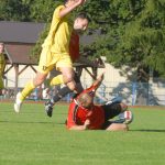 V derby Veselí – Dražice padalo karet jak při karbanu