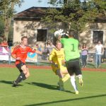 V derby Veselí – Dražice padalo karet jak při karbanu