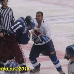 Tábor – Hluboká, hokej s bitkou