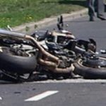 Motorkář havaroval. Je zraněný
