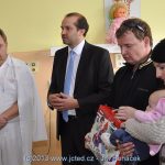 EKG Holter pro prachatickou nemocnici přijely předat i Holki. A měly sebou své holky