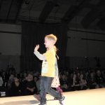 Módní show podpoří start dětí z dětských domovů do práce. Terezu Maxovou zastoupila maminka