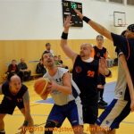 Schwarzbach odjel ze stračí arény s výpraskem