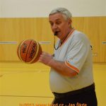 Schwarzbach odjel ze stračí arény s výpraskem