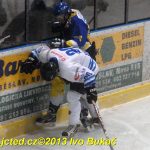 Dramatické momenty hokejového derby Soběslav – Veselí objektivem