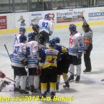 Dramatické momenty hokejového derby Soběslav – Veselí objektivem