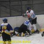 Dramatické momenty hokejového derby Soběslav – Veselí objektivem