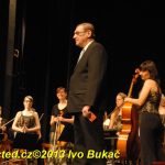 Vyprodaný sál divadla aplaudoval Bolechu a sólistům