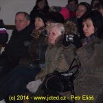 Milevský dětský sbor zpíval vánoční písně s Fantomem