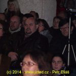 Milevský dětský sbor zpíval vánoční písně s Fantomem