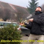 V Čížové létaly vzduchem vánoční stromky