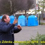 V Čížové létaly vzduchem vánoční stromky