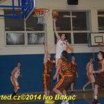 Basket: Za Romana. Kluci nechali na hřišti duši. Pardubice neměly šanci