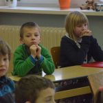 Vysvědčení převzali také prvňáčci na ZŠ Poděbradova