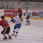 Hokej: Kohouti porazili jablonecké Vlky. V prvním kole play off přivítají Klatovy
