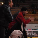 Hokej: Kohouti porazili jablonecké Vlky. V prvním kole play off přivítají Klatovy