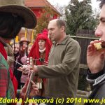 Maškary v Čížové dostaly od místních bohaté pohoštění