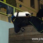Železní hasiči změřili síly na zimním stadionu. V nejvyšší kategorii kraloval reprezentant Dušan Plodr