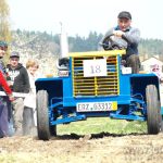 Zápolení traktorů v Boudách přilákalo tisíc diváků