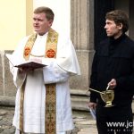 Cyklisté dostali požehnání u kostela v Sepekově