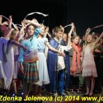 Děti z Husovy školy předvedly, jak naučit strašidla zpívat